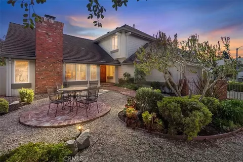 1104 Dennis Dr, Costa Mesa, CA 92626