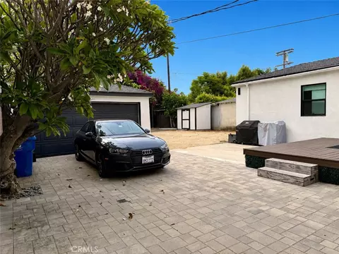 Exterior - 4538 Tujunga Ave, Studio City, CA 91602 photo 2 of 12