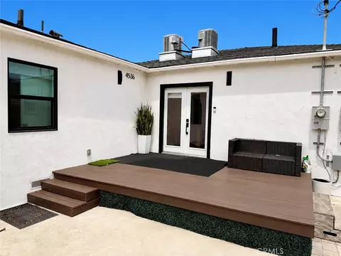 Exterior - 4538 Tujunga Ave, Studio City, CA 91602 photo 3 of 12