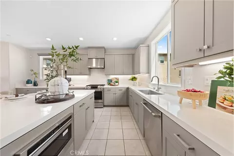 Kitchen - 411 Chorus, Irvine, CA 92618 photo 3 of 4