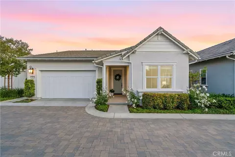 180 Luneta Ln, Rancho Mission Viejo, CA 92694