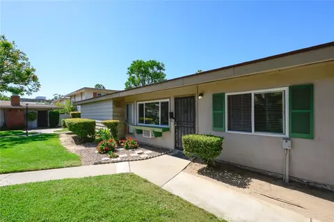 661 W 6th #B, Tustin, CA 92780