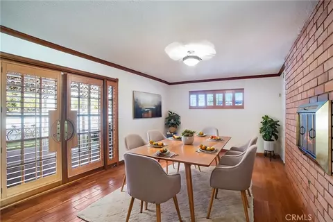Dining - 2968 Ceylon, Costa Mesa, CA 92626 photo 1 of 2