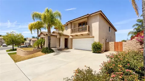 32074 Bandelier Rd, Winchester, CA 92596