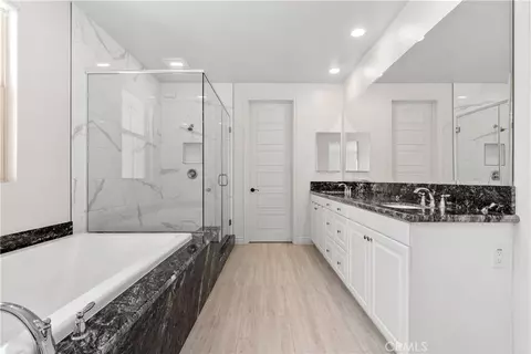 Entry Way - 118 Ritual, Irvine, CA 92618 photo 2 of 3