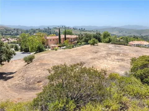 1893 Dawn Meadow St, Thousand Oaks, CA 91362
