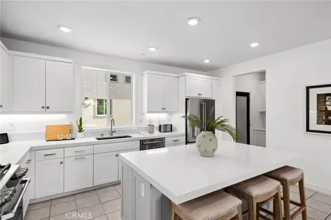 Kitchen - 258 Merit, Irvine, CA 92618 photo 4 of 4