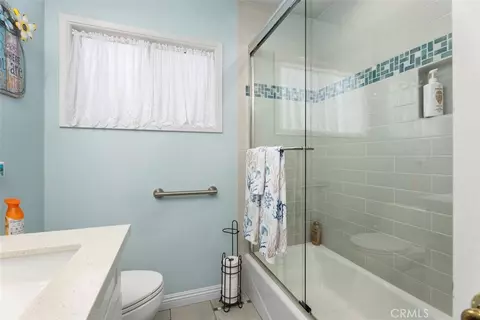 Bath - 3723 Gondar, Long Beach, CA 90808 photo 4 of 4