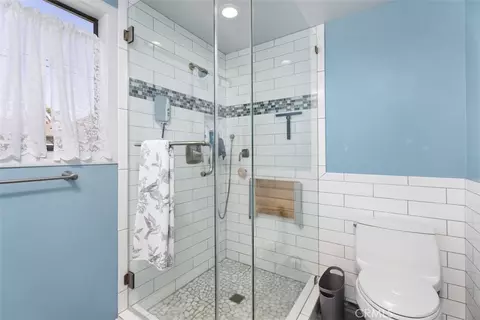 Bath - 3723 Gondar, Long Beach, CA 90808 photo 2 of 4