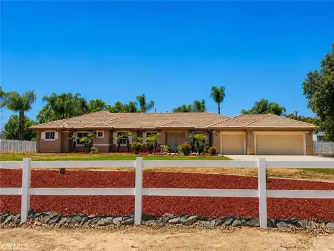 23841 Piedras, Lake Mathews, CA 92570