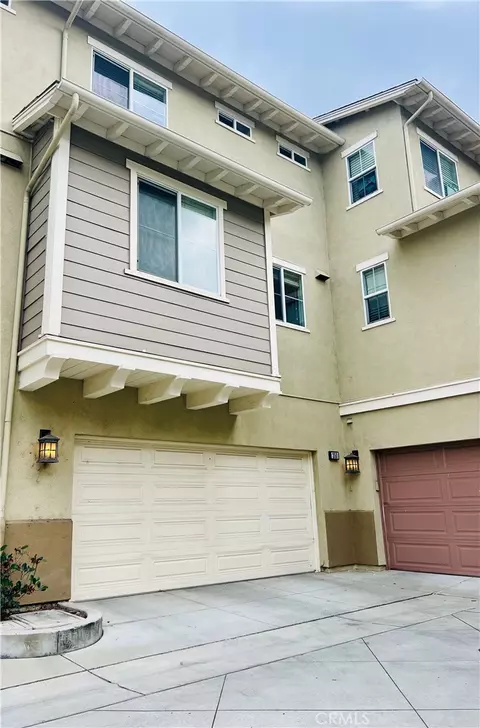 350 Flyers, Tustin, CA 92782