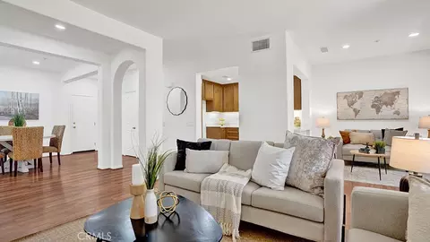 Living - 48 Walbert, Ladera Ranch, CA 92694 photo 5 of 5