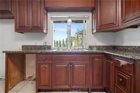Kitchen - 1935 Walnut Leaf, Walnut, CA 91789 photo 2 of 3