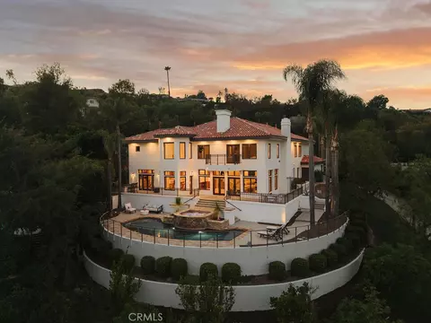 1805 Holly Tree Ln, North Tustin, CA 92705