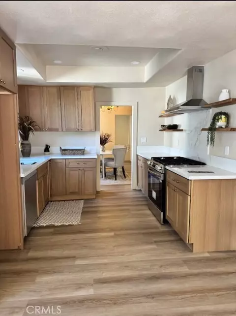 520 E 8th, Corona, CA 92879 photo 3