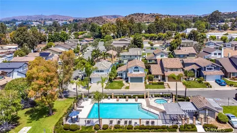 View/Area - 109 Cinnamon Rdg, Brea, CA 92821 photo 3 of 8