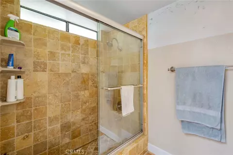 Bath - 109 Cinnamon Rdg, Brea, CA 92821 photo 3 of 5