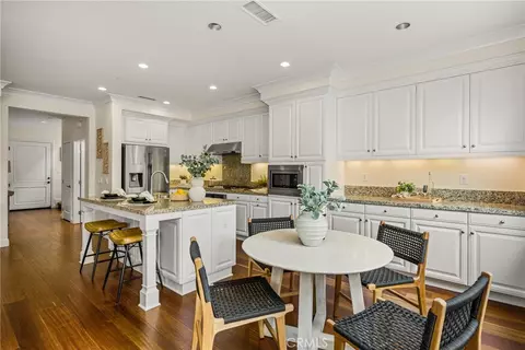 Kitchen - 74 Diamond, Irvine, CA 92620 photo 6 of 8