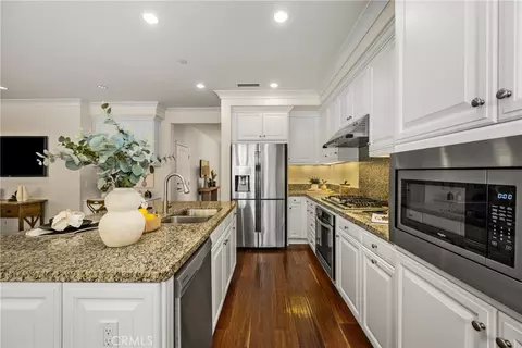 Kitchen - 74 Diamond, Irvine, CA 92620 photo 8 of 8