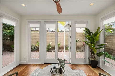 Entry Way - 74 Diamond, Irvine, CA 92620 photo 3 of 9