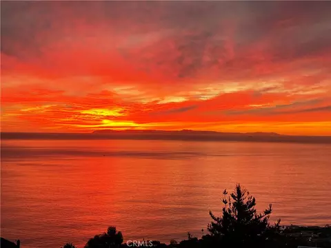 825 La Mirada, Laguna Beach, CA 92651