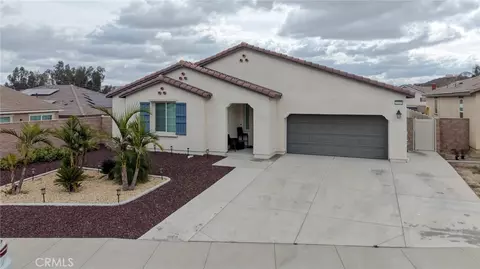 29100 Oak Grv, Lake Elsinore, CA 92530
