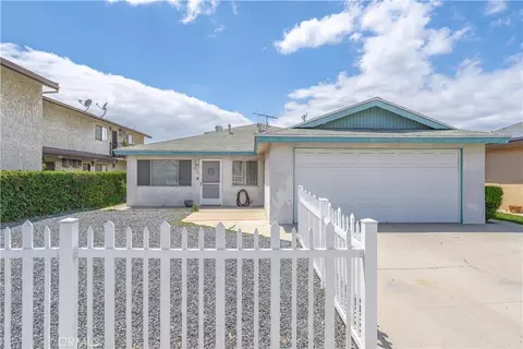 10921 Walnut, Los Alamitos, CA 90720