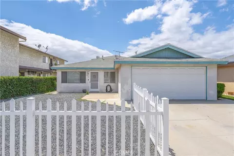 10921 Walnut, Los Alamitos, CA 90720