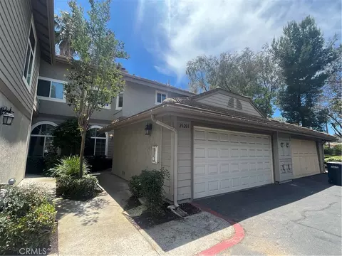 26201 Sunnyglen Ave, Laguna Hills, CA 92653