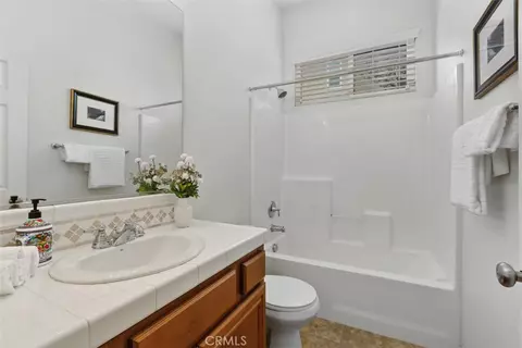 Bath - 34066 Galleron, Temecula, CA 92592 photo 1 of 3