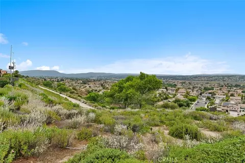 View/Area - 34066 Galleron, Temecula, CA 92592 photo 3 of 5