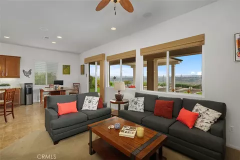 Living - 34066 Galleron, Temecula, CA 92592 photo 2 of 2