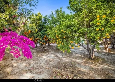 Exterior - 15401 Saticoy St, Van Nuys, CA 91406 photo 6 of 10