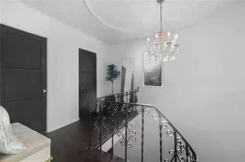 Entry Way - 15401 Saticoy St, Van Nuys, CA 91406 photo 3 of 4