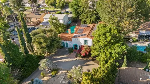 View/Area - 15401 Saticoy St, Van Nuys, CA 91406 photo 5 of 8
