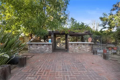Exterior - 15401 Saticoy St, Van Nuys, CA 91406 photo 7 of 10