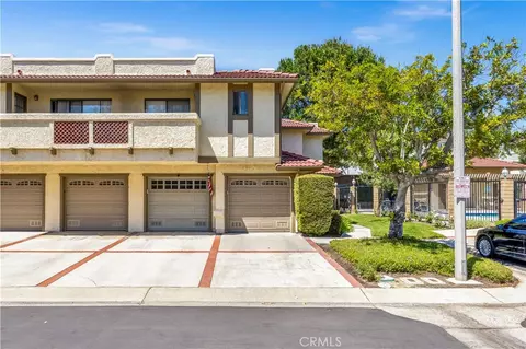 25231 Tanoak, Lake Forest, CA 92630