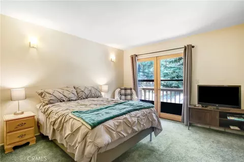 Bedroom - 657 Summit, Big Bear Lake, CA 92315 photo 4 of 5
