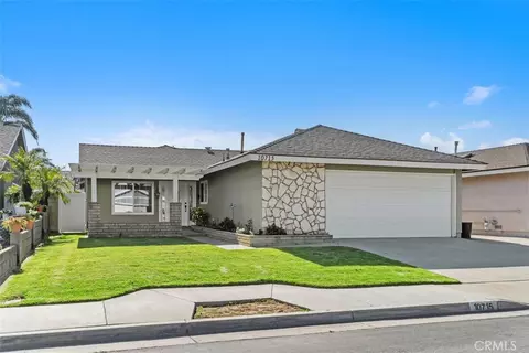 10715 Lynn Cir, Cypress, CA 90630
