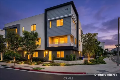 1892 S Westside Dr #66, Anaheim, CA 92805
