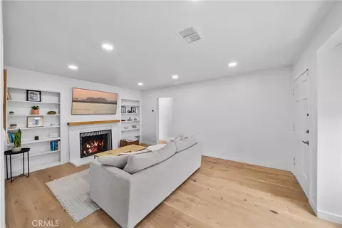 1006 E Ridgewood St, Long Beach, CA 90807 photo 8