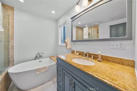 1006 E Ridgewood St, Long Beach, CA 90807 photo 26