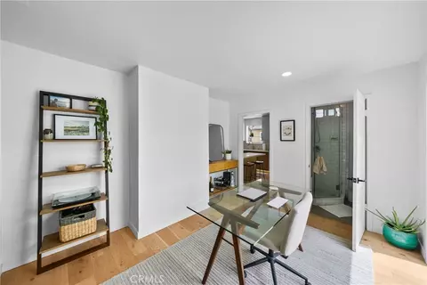 1006 E Ridgewood St, Long Beach, CA 90807 photo 19