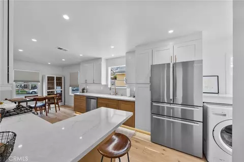 1006 E Ridgewood St, Long Beach, CA 90807 photo 15