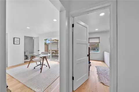 1006 E Ridgewood St, Long Beach, CA 90807 photo 28