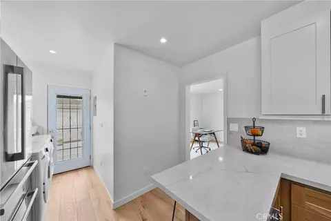 1006 E Ridgewood St, Long Beach, CA 90807 photo 17