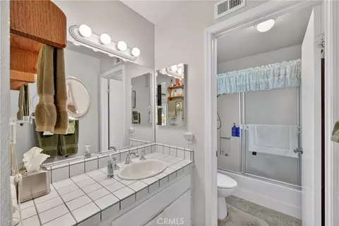 Bath - 198 Monroe, Irvine, CA 92620 photo 3 of 3
