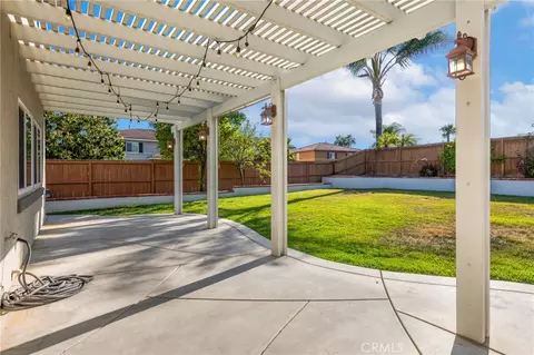 Exterior - 42075 Dunes Ct, Temecula, CA 92591 photo 4 of 9