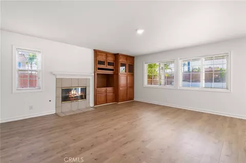 Living - 42075 Dunes Ct, Temecula, CA 92591 photo 6 of 9