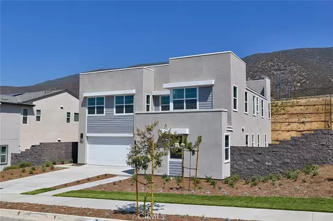 16034 Butterfly Dr, Fontana, CA 92336